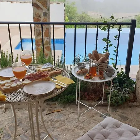 Villa Casa Belavista - Full Charming House -12 People - Adults Only Penela